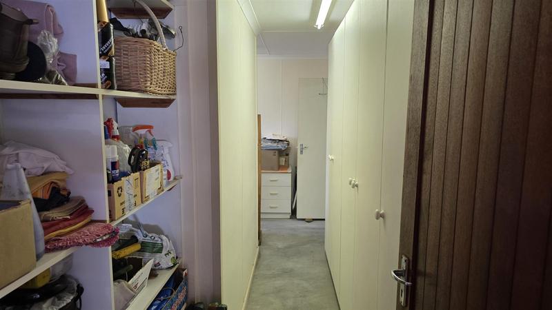 3 Bedroom Property for Sale in Fraaiuitsig Western Cape